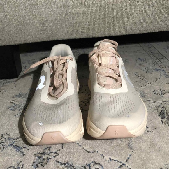 On Cloud Cloudmonster Women's Running Shoes Moon/ Fawn - Picture 6 of 11